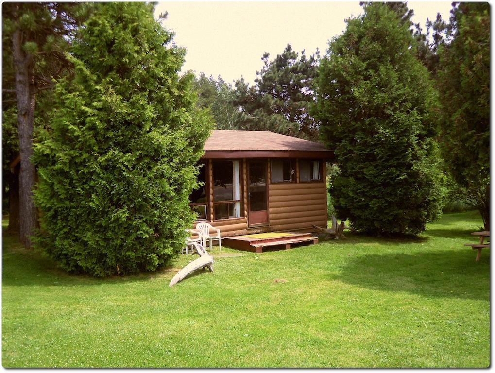 Maciver'S Motel And Camp Blind River Habitación foto